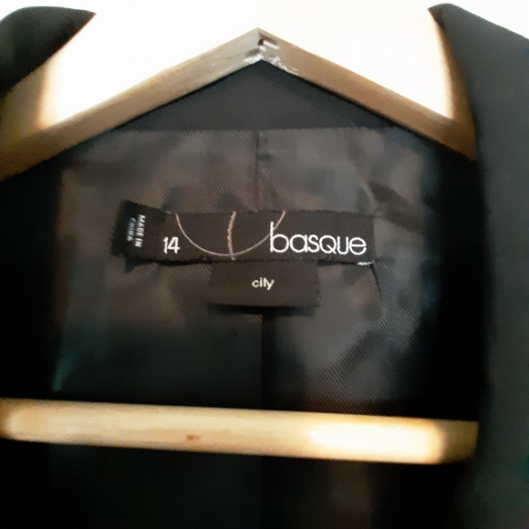 Basque womens black jacket size 14 exx condition missing waist belt - Picture 2 of 7